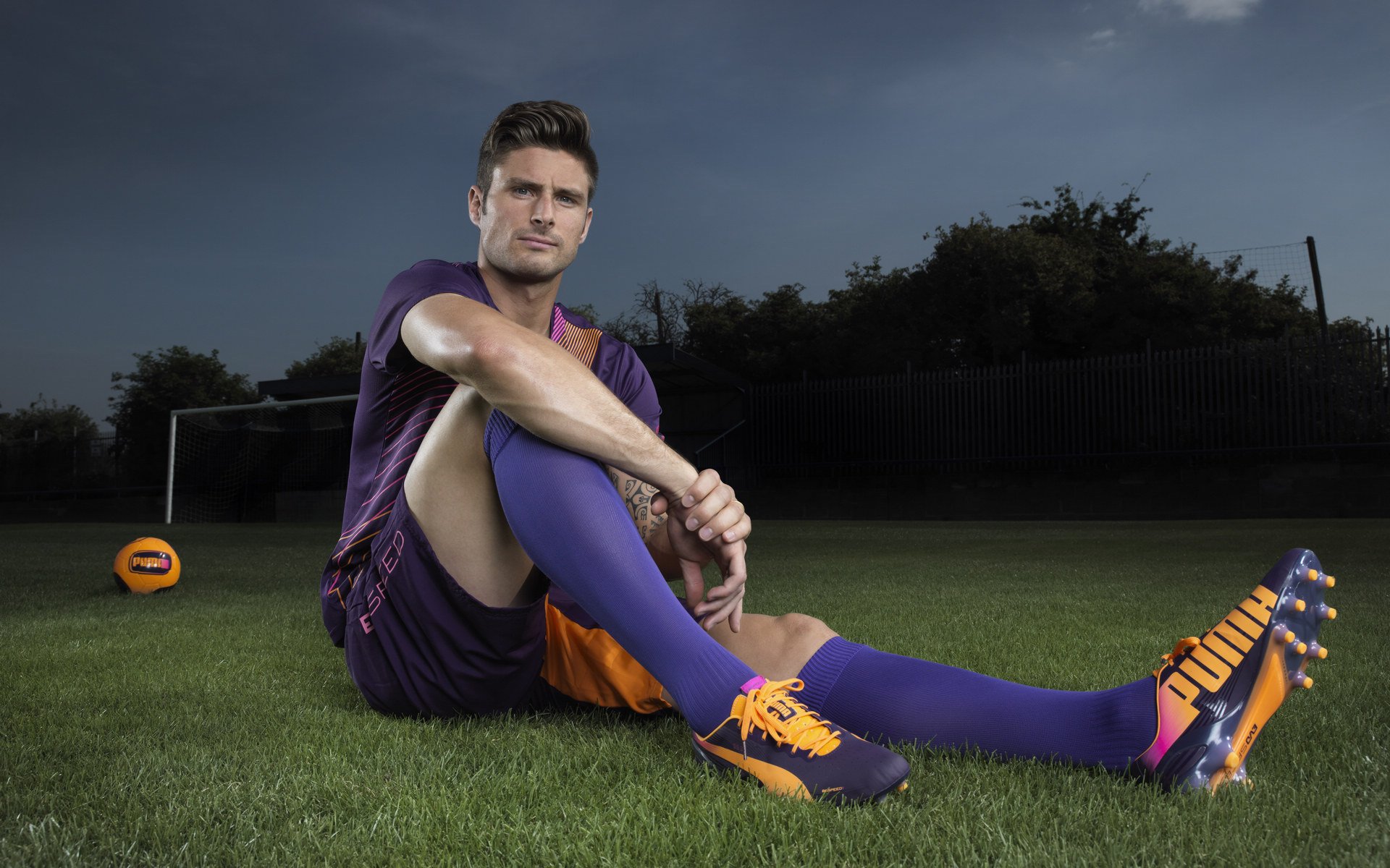 足球赛事转播频道获得更多关注，观众增长迅速，足球转播在哪看