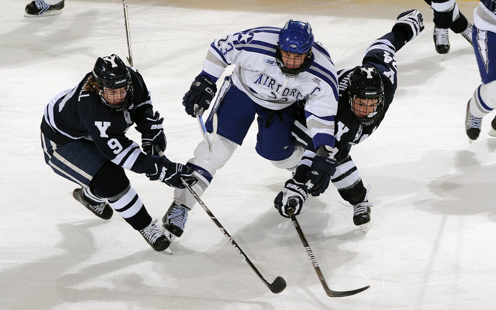 利物浦依靠高强度逼抢，逆转热刺震惊赛场，利物浦ⅴs热刺